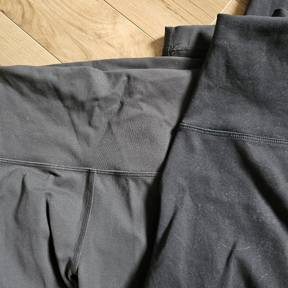 Lululemon wunder under train size 8 - Picture 6 of 6